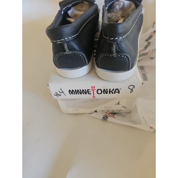 Minnetonka, Women's MOCCASINS, Navy 209 Size 8 - Picture 6 of 10